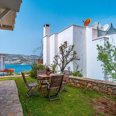 3 Bedroom Villa With A Lovely Garden GundoğAn * Bodrum