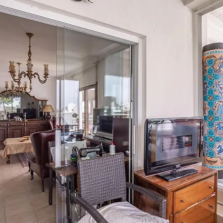 3 Bedroom Villa With A Lovely Garden GundoğAn Villa Bodrum