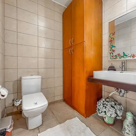 别墅 3 Bedroom Villa With A Lovely Garden GundoğAn 博德鲁姆